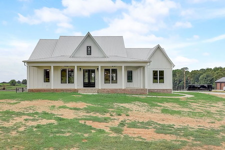 From Concept to Completion: The Custom Home Building Process